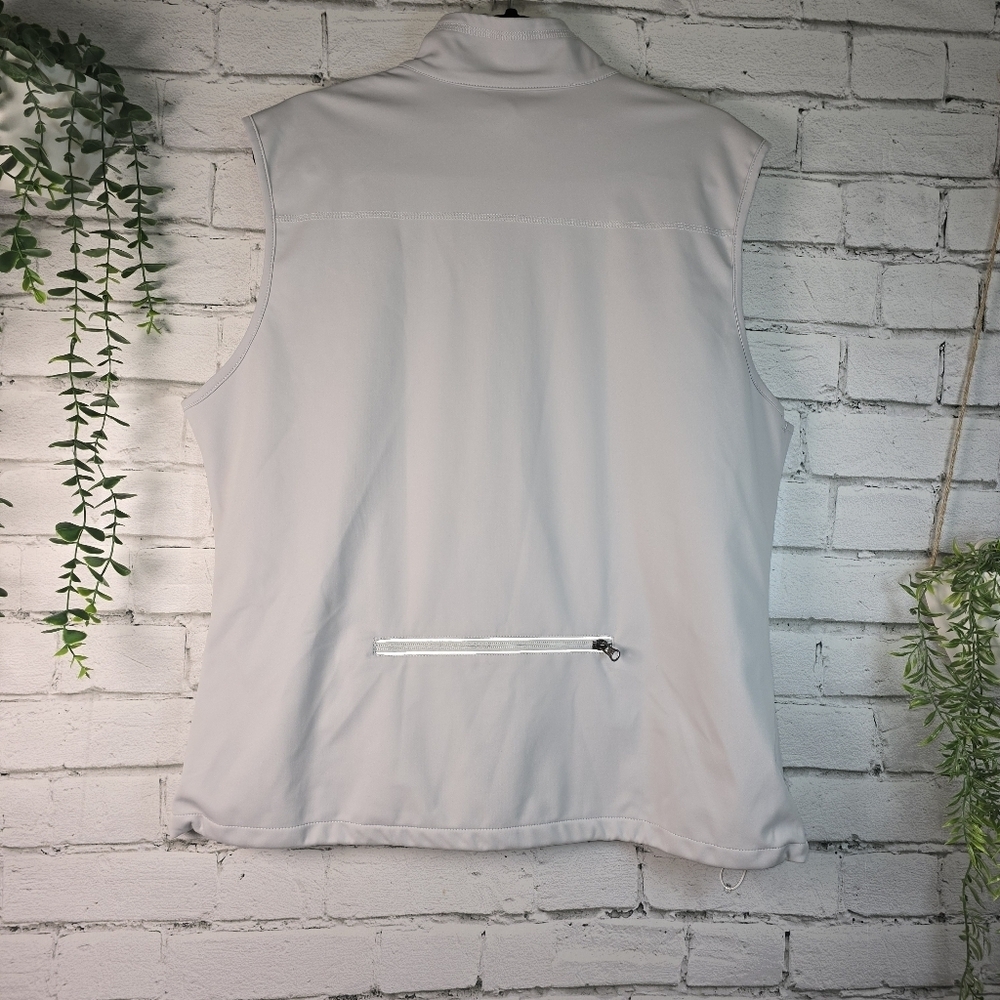 33,OOO FT SOFTSHELL GRAY VEST PREFORMANCE WOMENS SIZE LARGE - Picture 2 of 6